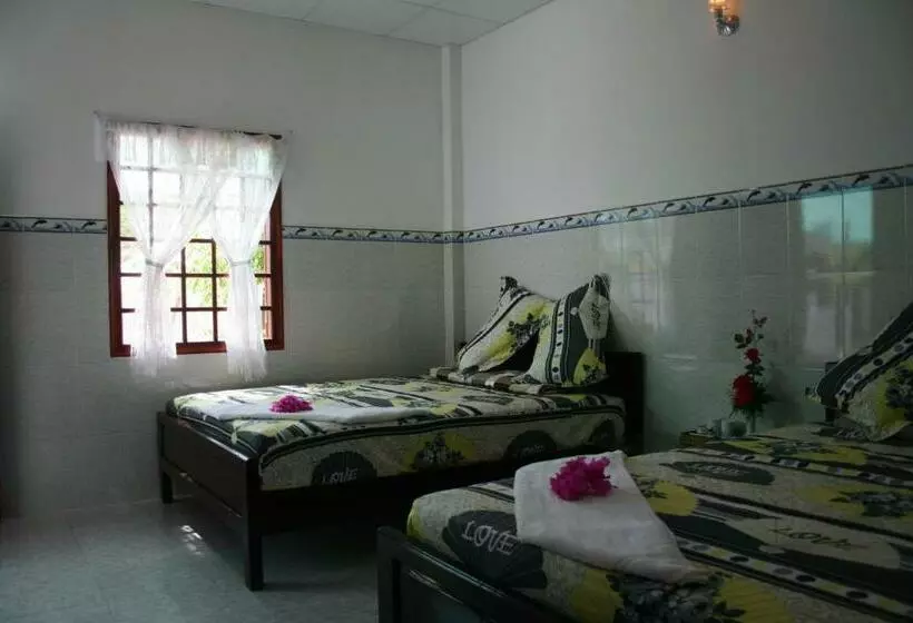 اتاق استاندارد چهار تخته, Duc Thao Guest House