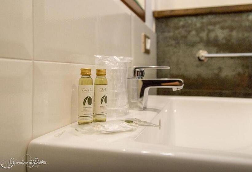 اتاق راحتی, B&b Giardino Di Pietra