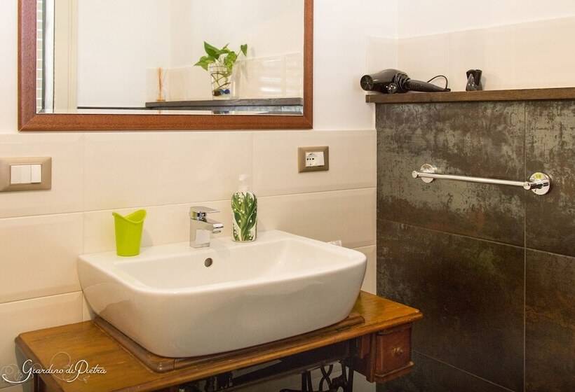 اتاق راحتی, B&b Giardino Di Pietra