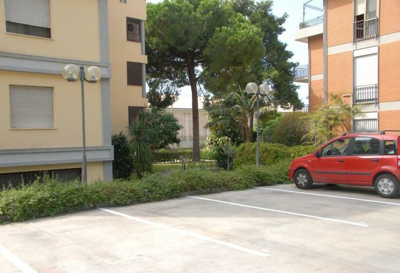 آپارتمان 1 خوابه با چشمانداز باغ, Le Dimore Del Sole