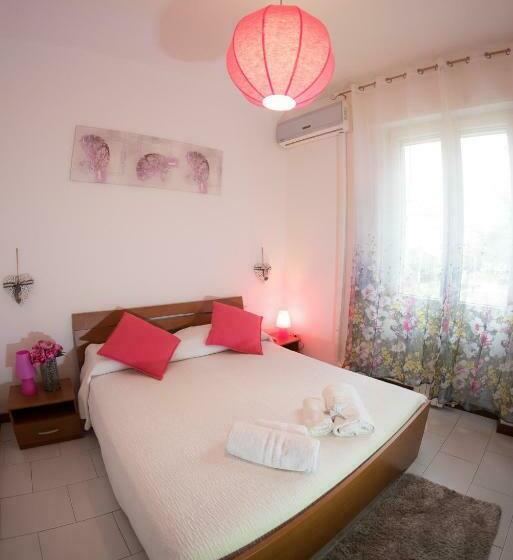 آپارتمان 1 خوابه با چشمانداز باغ, Le Dimore Del Sole