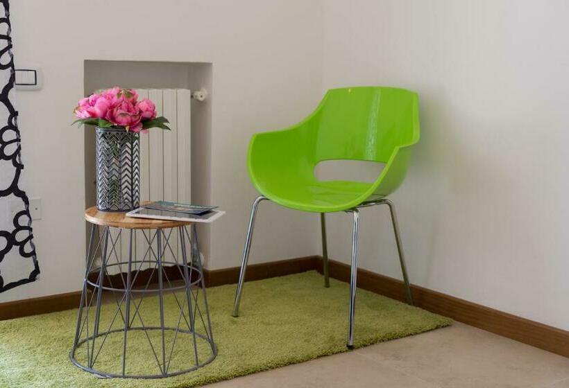 اتاق استاندارد با سرویس بهداشتی مشترک, Le Dimore Del Sole