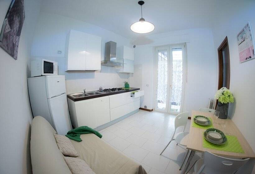 آپارتمان 1 خوابه با چشمانداز باغ, Le Dimore Del Sole