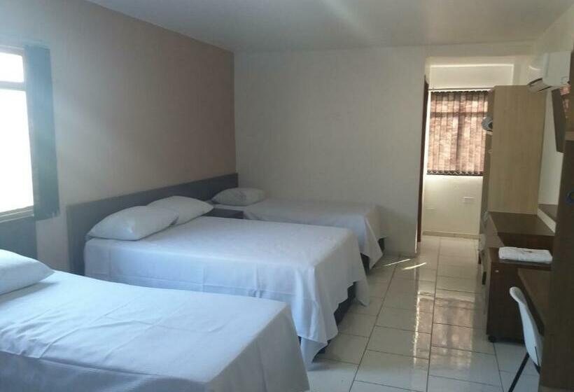 חדר סטנדרט לארבעה, A1