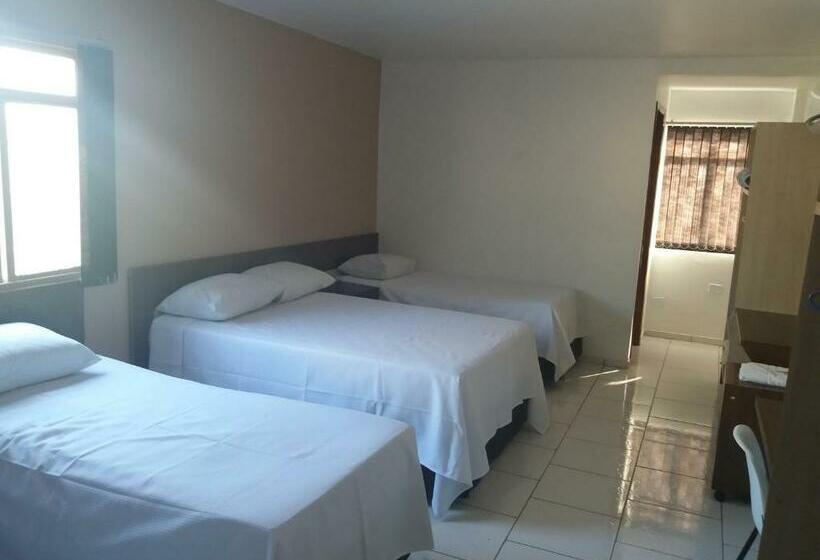 חדר סטנדרט לארבעה, A1