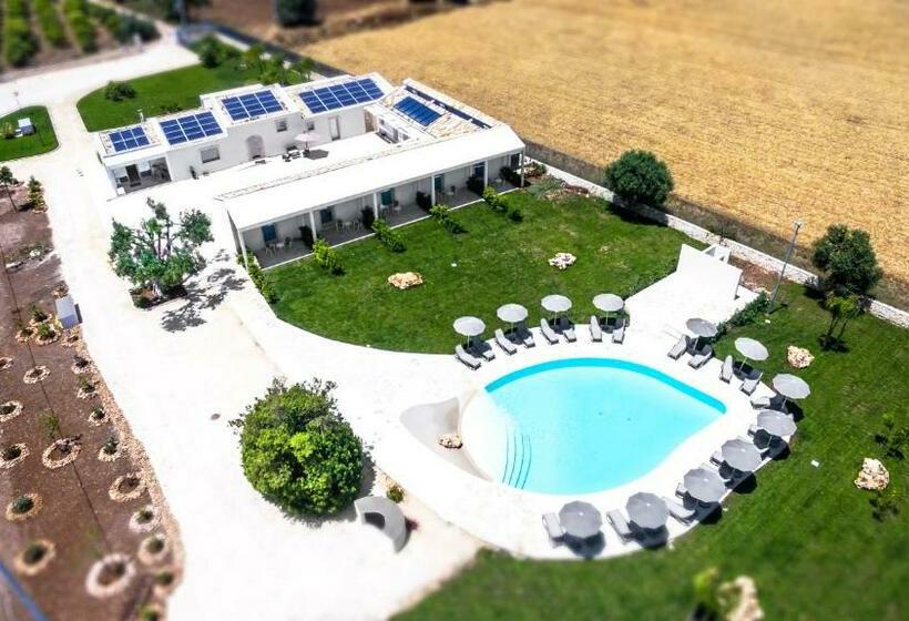 Номер Deluxe Вид на Бассейн, Addauro Resort