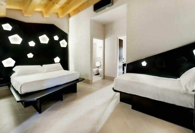 Семейный Номер, Addauro Resort