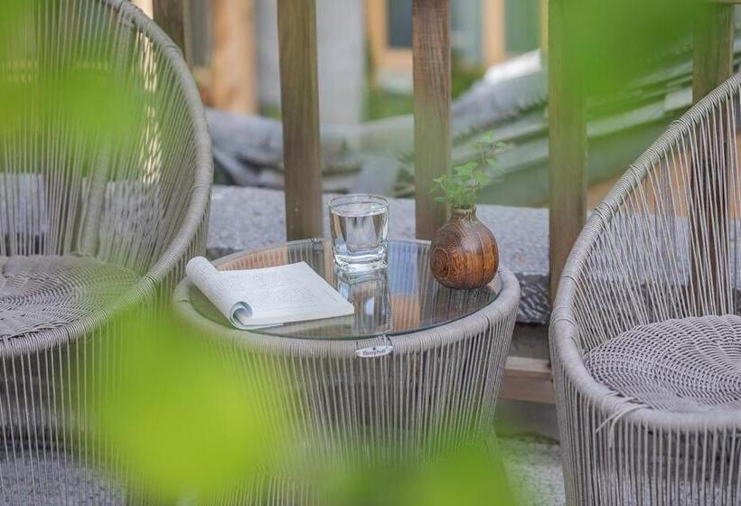 חדר דלוקס נוף לגינה, Arro Khampa By Zinc Journey Lijiang