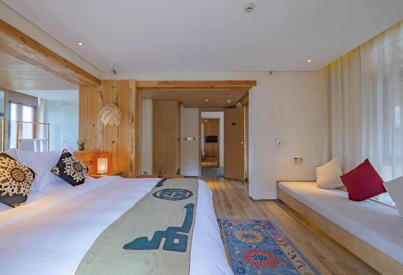 חדר דלוקס נוף לגינה, Arro Khampa By Zinc Journey Lijiang