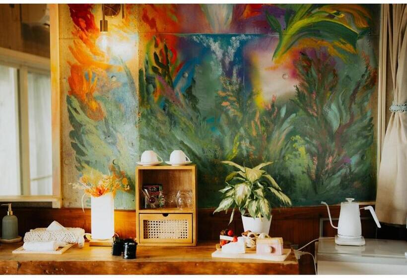 디럭스 룸, Buzz Resort