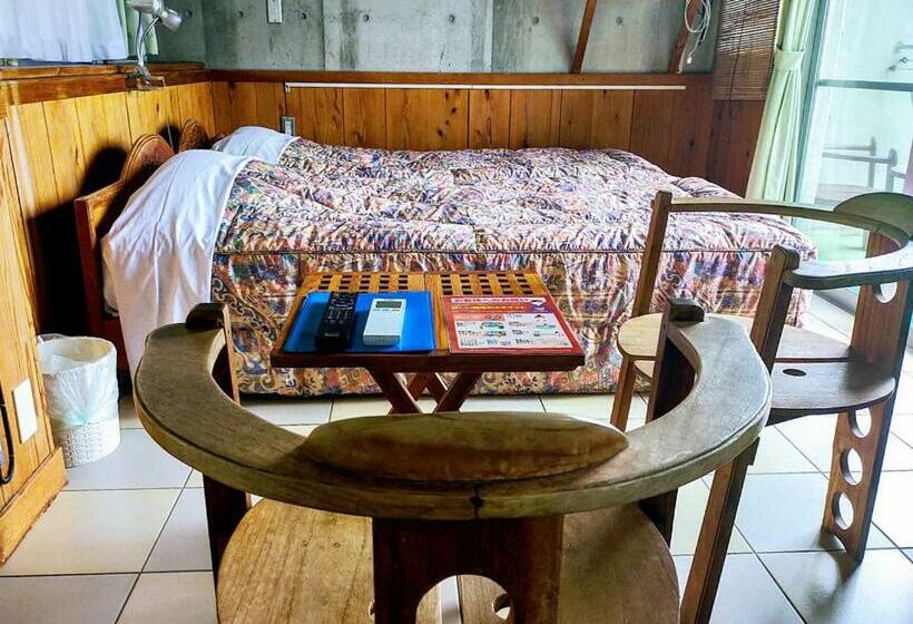 스탠다드 룸, Buzz Resort