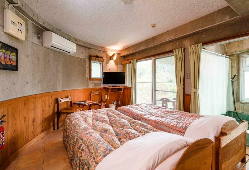 스탠다드 룸, Buzz Resort