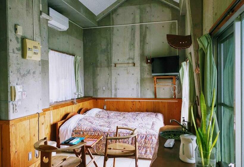 스탠다드 룸, Buzz Resort