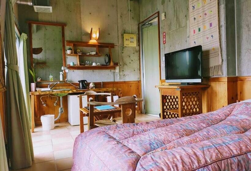 스탠다드 룸, Buzz Resort