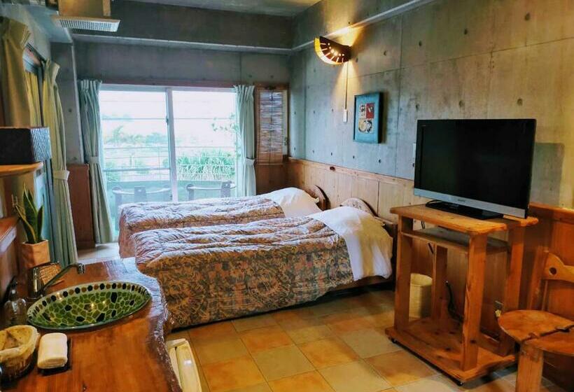 스탠다드 룸, Buzz Resort