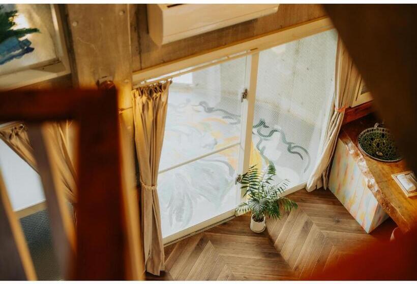 디럭스 룸, Buzz Resort