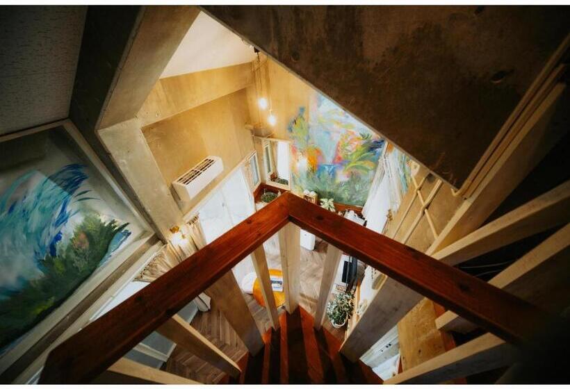 디럭스 룸, Buzz Resort