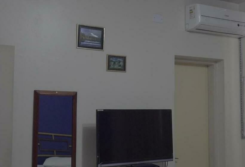 Quarto Familiar, Itaipu