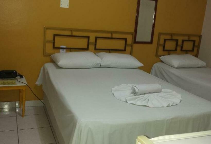 חדר אקונומי לשלושה, Itaipu