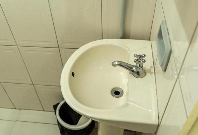 חדר אקונומי, Itaipu