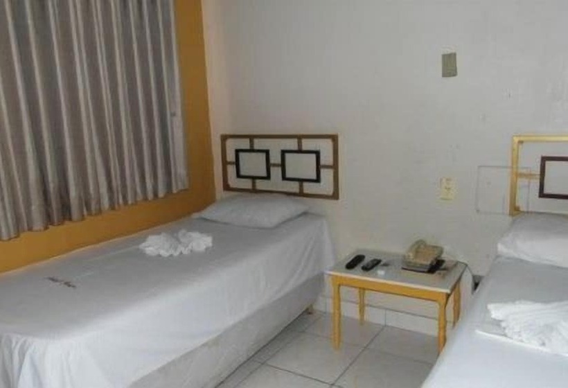 חדר אקונומי, Itaipu