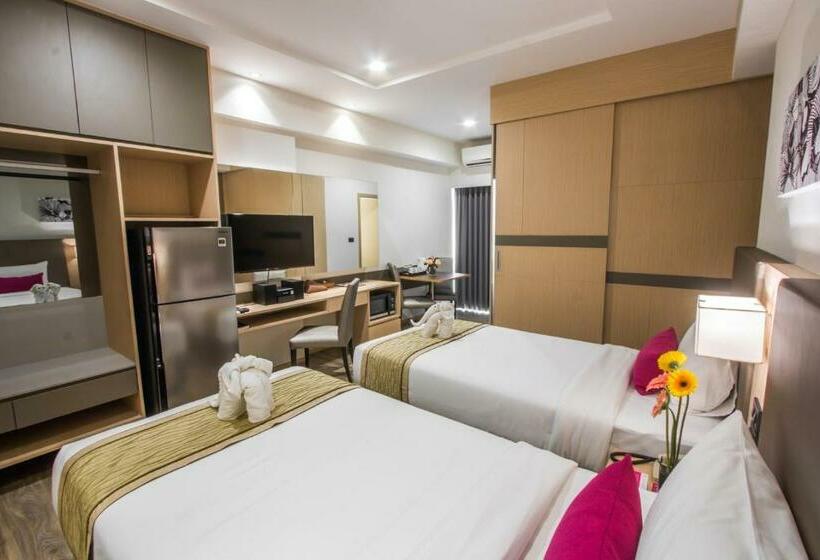 Номер Стандарт с Балконом, Pacific Park