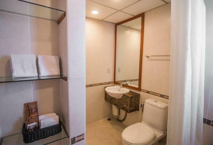 Люкс с Балконом, Pacific Park