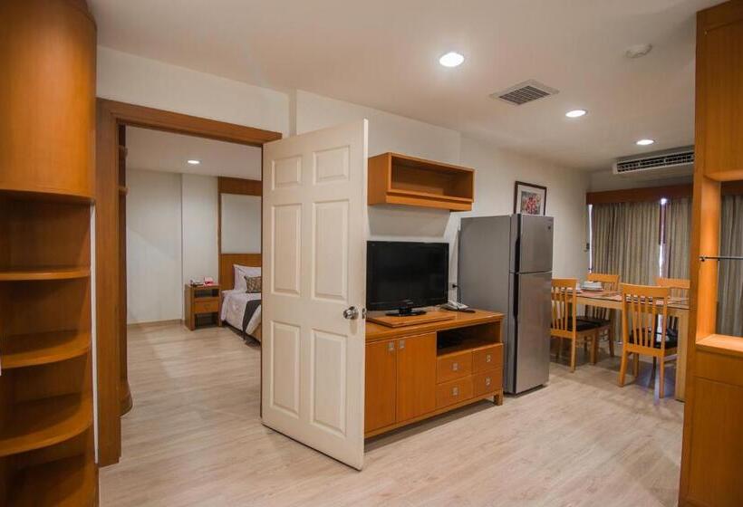 Люкс с Балконом, Pacific Park