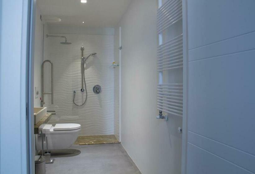 غرفة قياسية فردية, Piazza Castello Suite