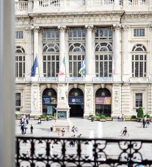 جناح ديلوكس مع إطلالات, Piazza Castello Suite