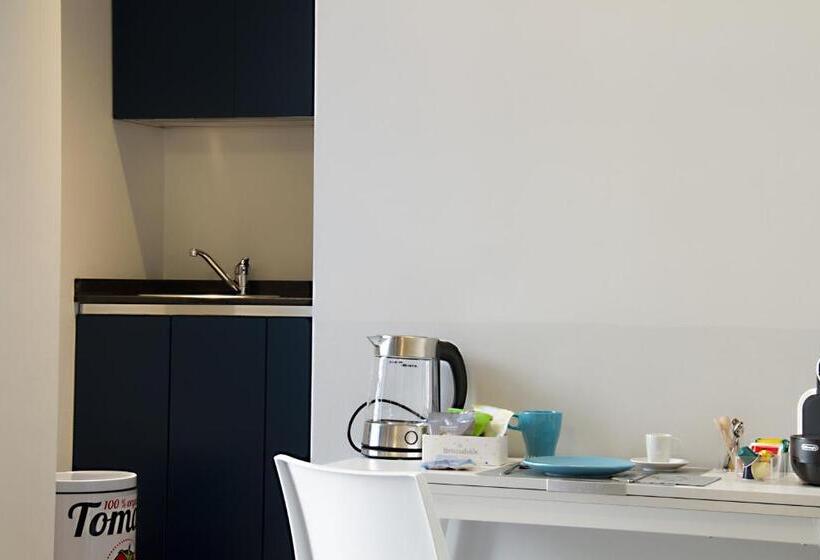 جناح ديلوكس, Piazza Castello Suite