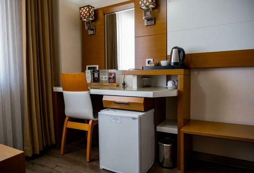 스탠다드 룸, Selçuk