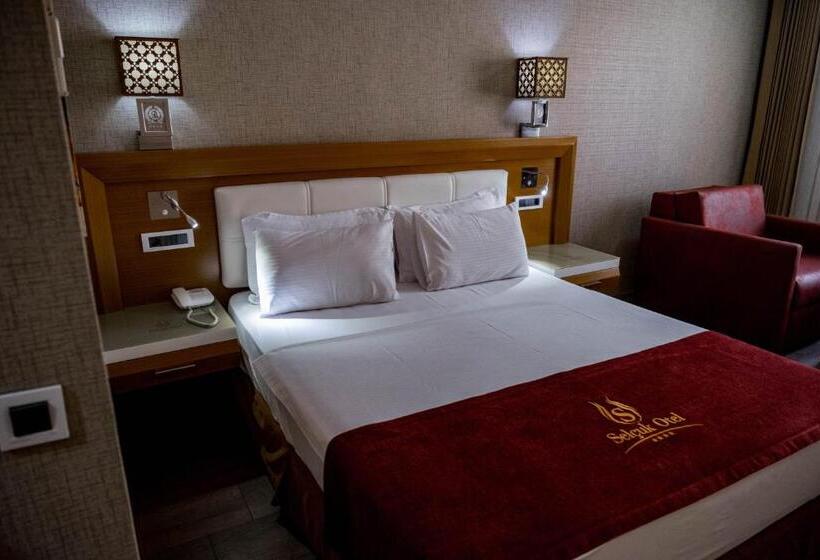 스탠다드 룸, Selçuk