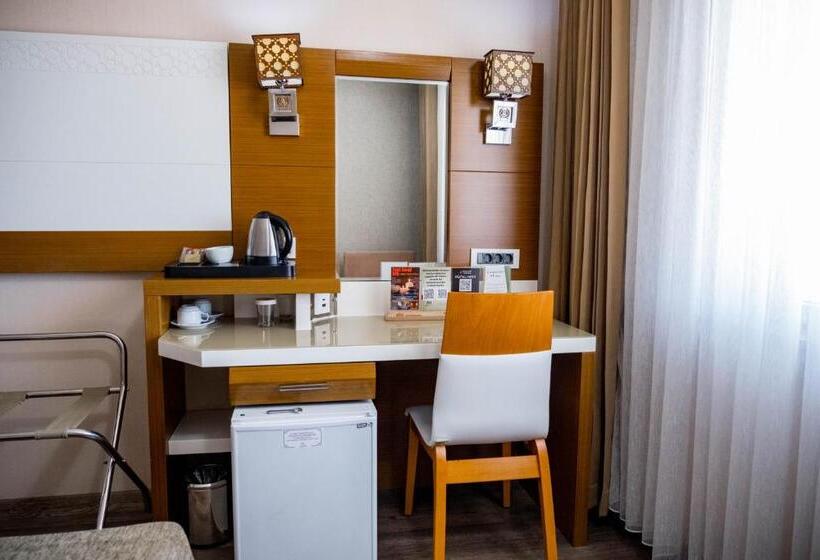 스탠다드 룸, Selçuk