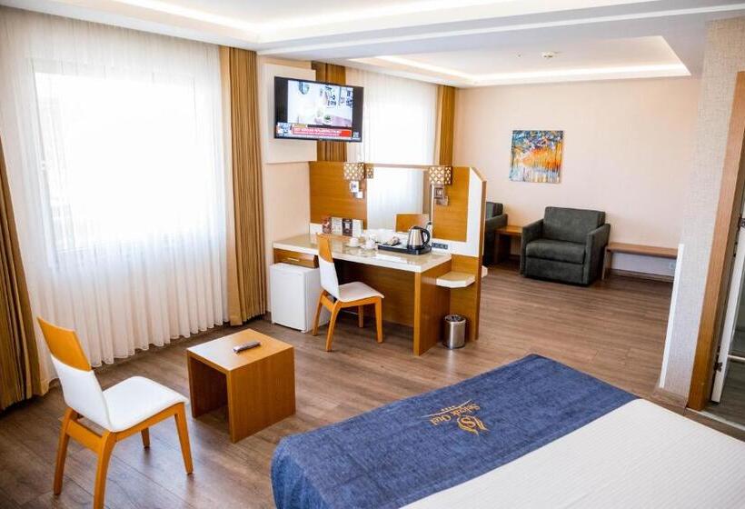 패밀리 룸, Selçuk