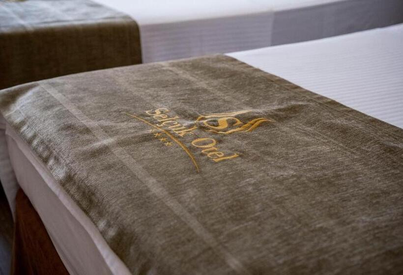 스탠다드 룸, Selçuk