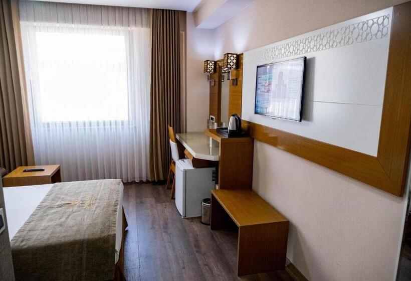 스탠다드 룸, Selçuk