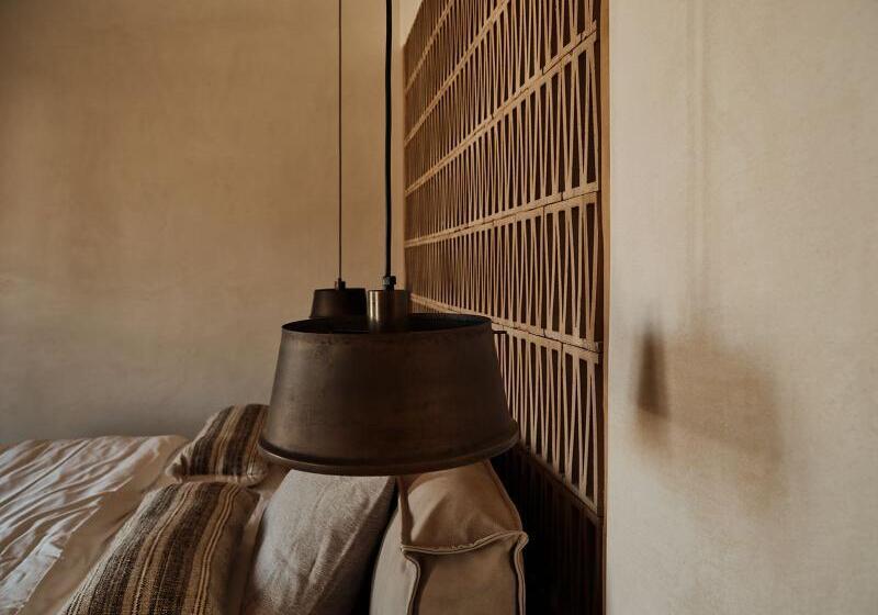 스탠다드 룸, Selçuk