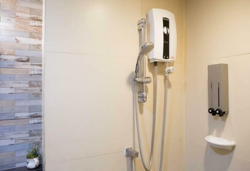 디럭스 룸, Serene Residence