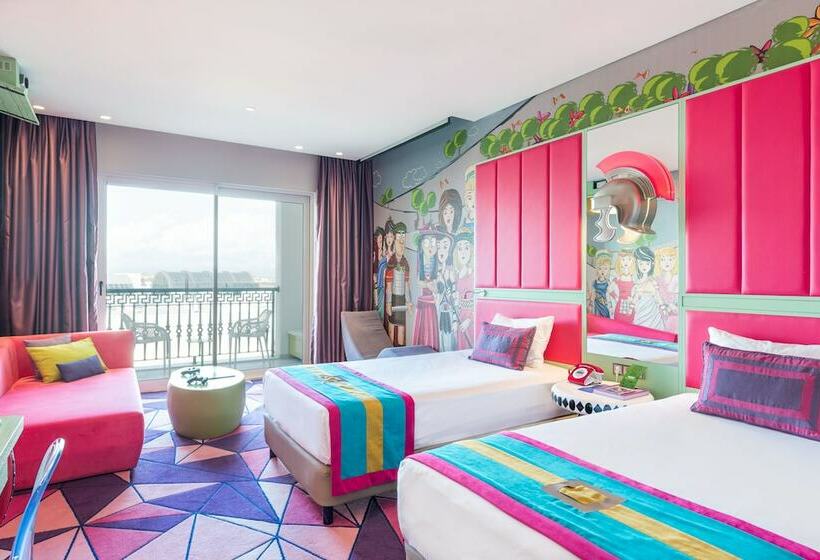 غرفة ديلوكس, The Land of Legends Kingdom Hotel