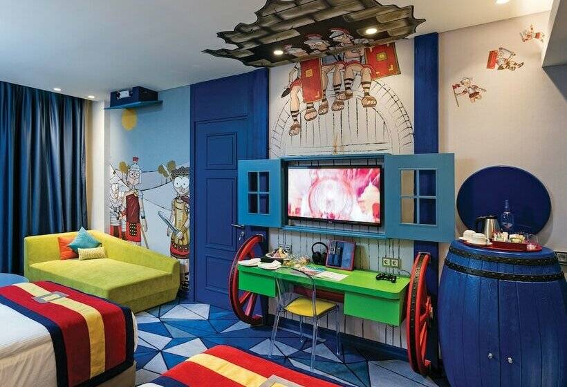 غرفة قياسية متصلة, The Land of Legends Kingdom Hotel