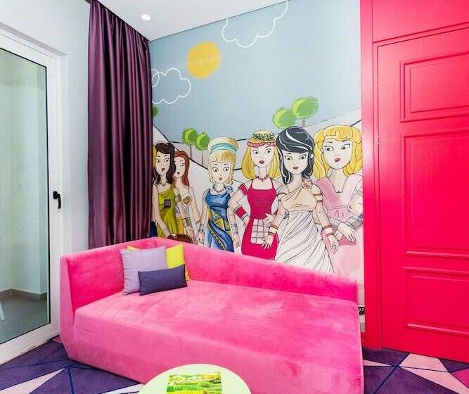 غرفة قياسية متصلة, The Land of Legends Kingdom Hotel