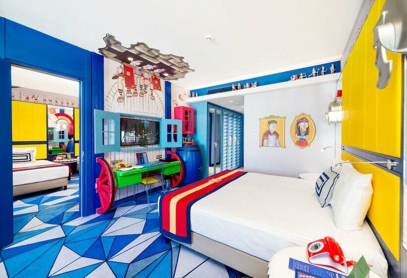 اتاق استاندارد تودرتو, The Land of Legends Kingdom Hotel