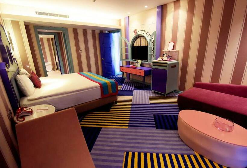 جناح جونيور, The Land of Legends Kingdom Hotel