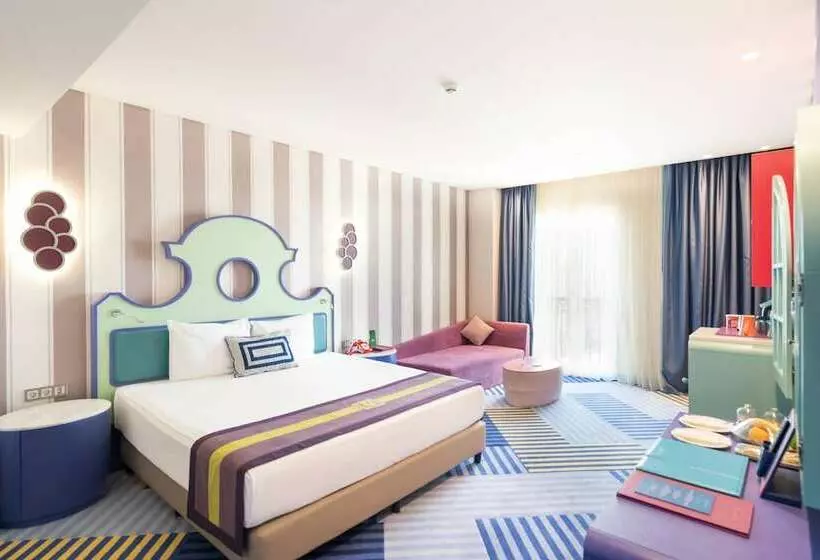 ジュニアスイート, The Land of Legends Kingdom Hotel