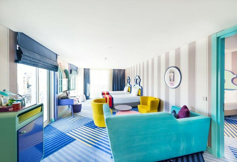 جناح جونيور, The Land of Legends Kingdom Hotel