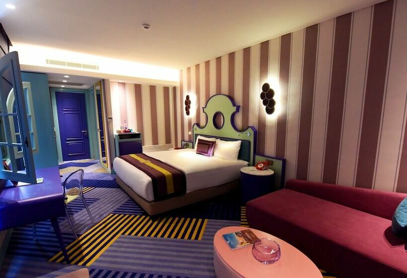 جناح جونيور, The Land of Legends Kingdom Hotel