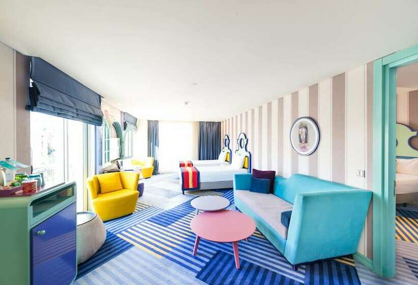 جناح عائلي, The Land of Legends Kingdom Hotel