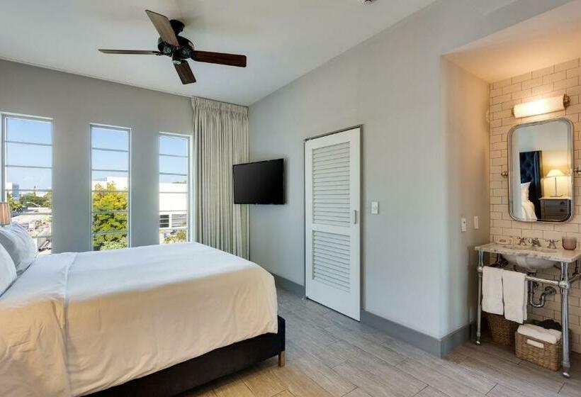 חדר קלאסי מיטת קינג סייז, The Plymouth South Beach