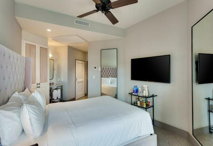 חדר סטנדרט, The Plymouth South Beach